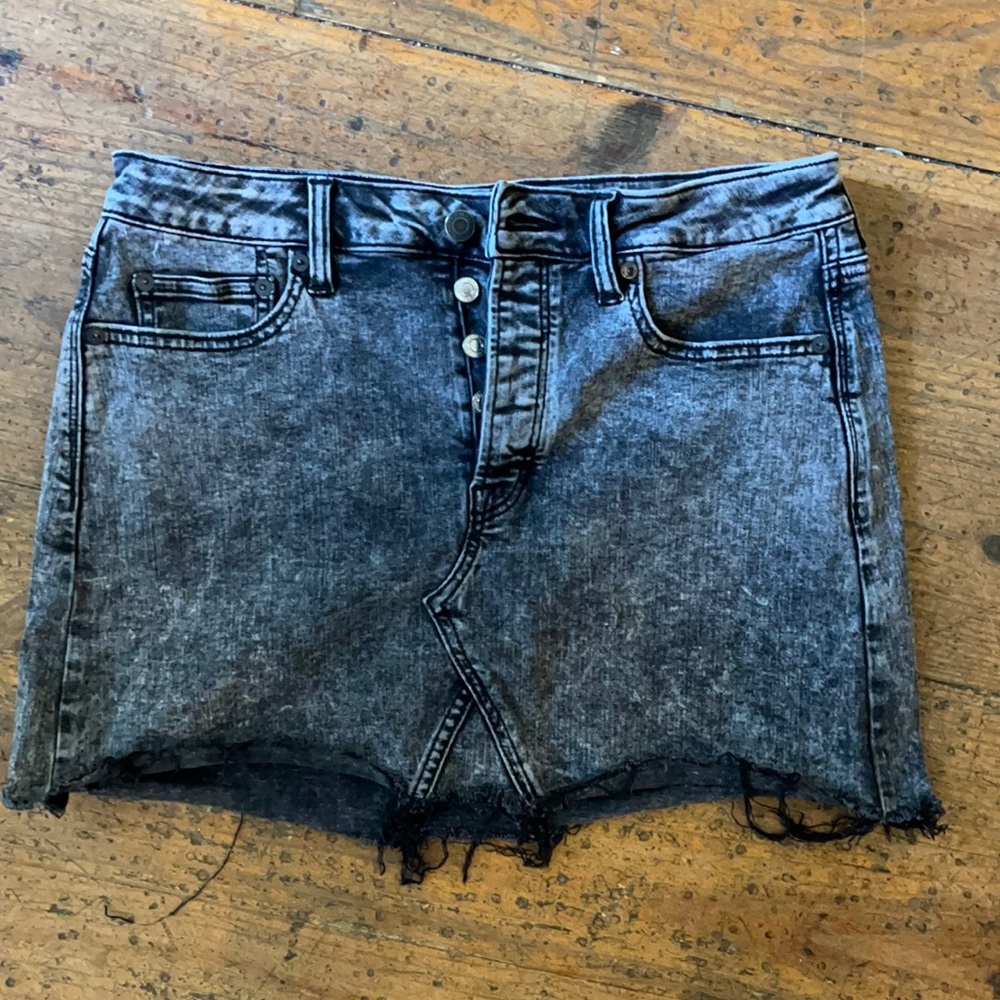 American eagle jean skirt